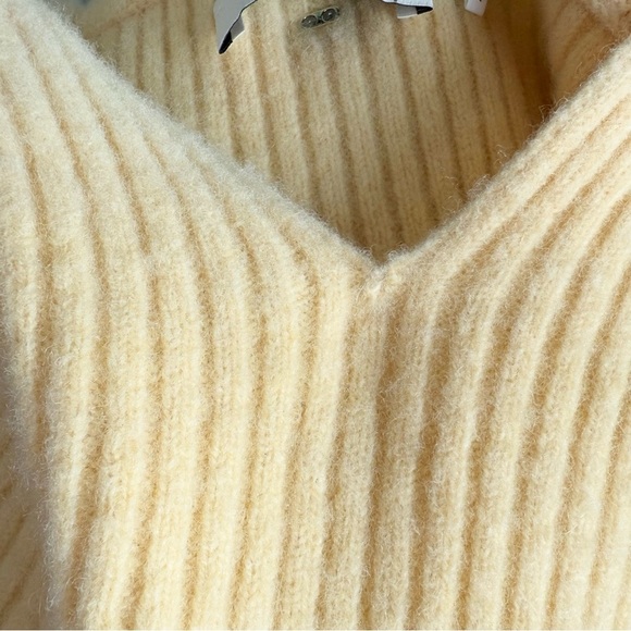 SANDRO Wool Rib Knit Sleeveless V-Neck Slim Cropped Camisole Sweater Tank Top S - Picture 10 of 10